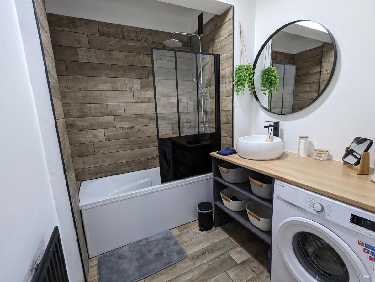 Appt Cosy En Coeur De Ville Proche Lille - 15 Min Tourcoing Eksteriør bilde